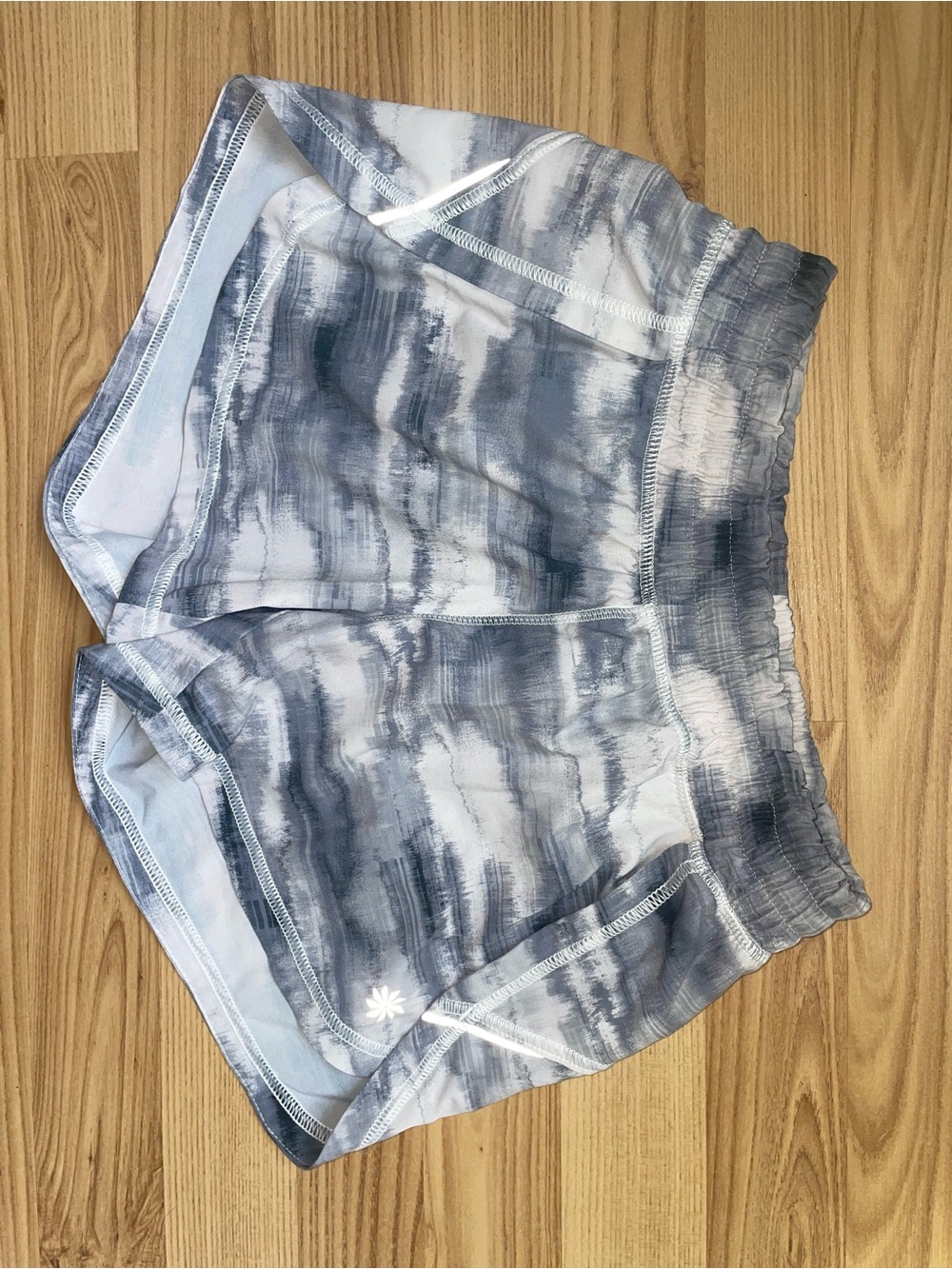 Athleta Gray Printed Athletic Shorts